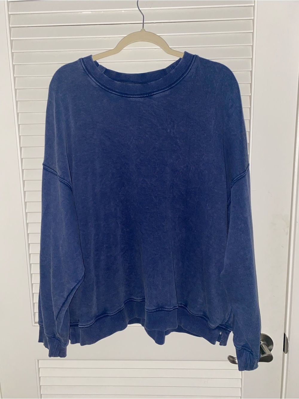 FP Movement Women’s All Star Pullover Sweatshirt Stone Washed Navy L - Picture 7 of 10